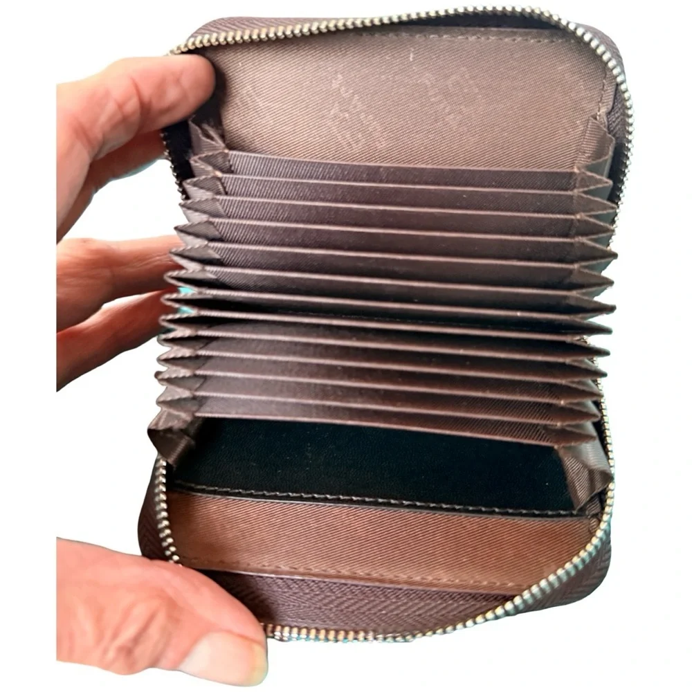 Luxury Cream Leather ID Card Holder 4.25 X 3”